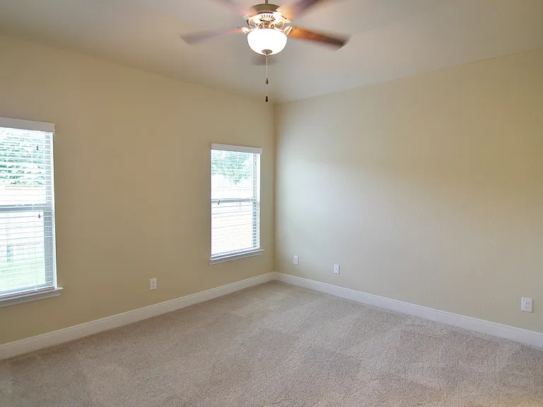 1243 Old FM 306 — Photo 9