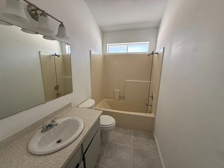 44466 Meadow Grove St — Photo 9