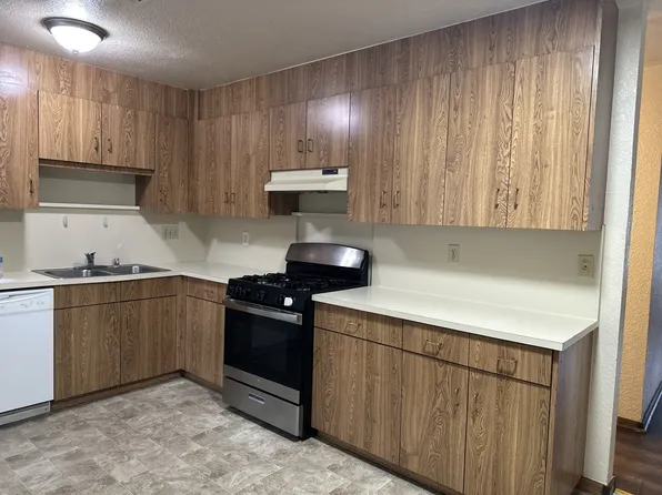 865 Mitchell Ave #A, Turlock, CA 95380