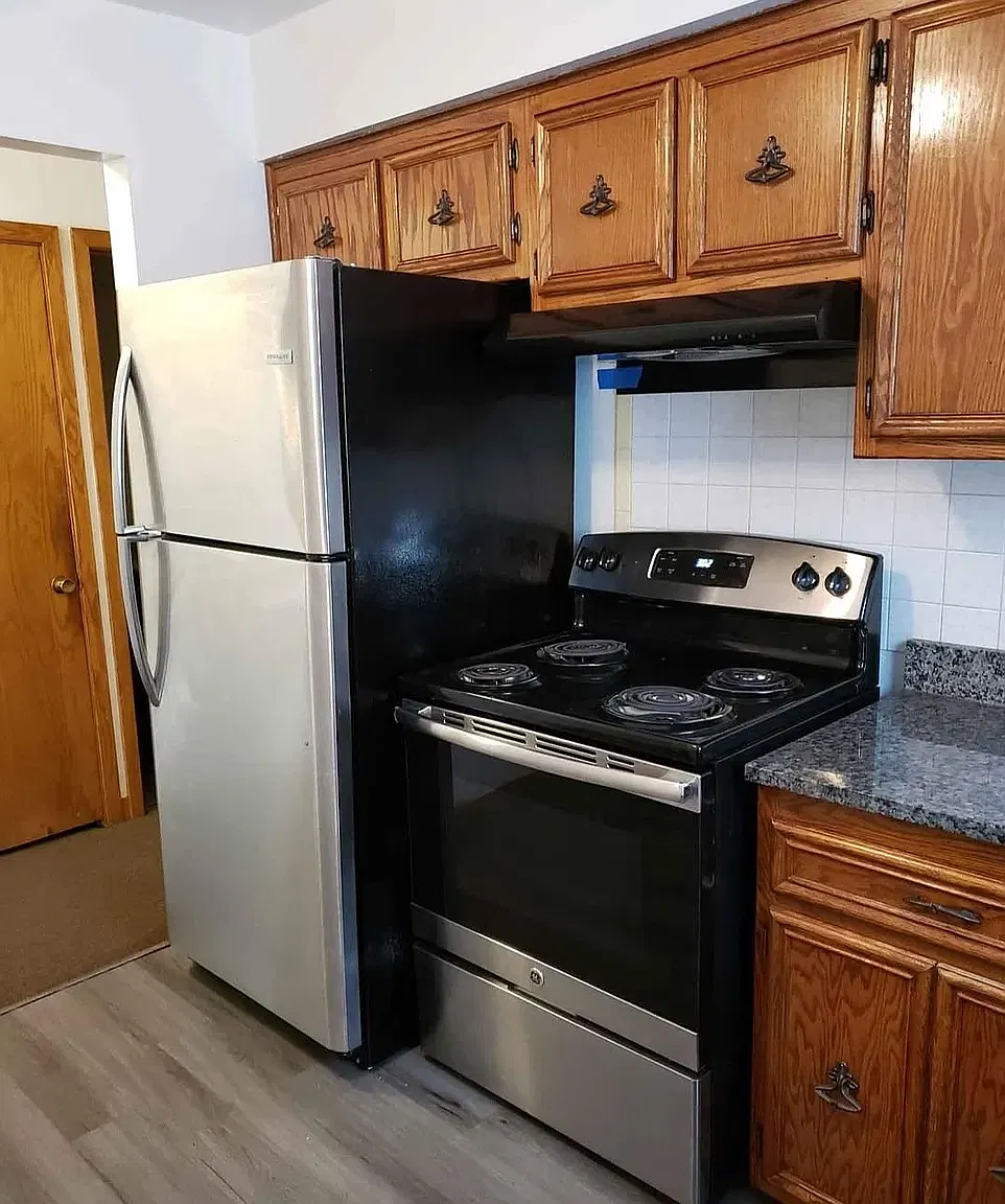 3 bed, 1550 sqft, $1,800 — Photo 1