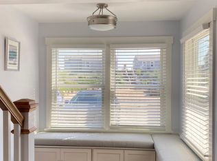 1124 Succotash Rd APT A, Narragansett, RI 02879