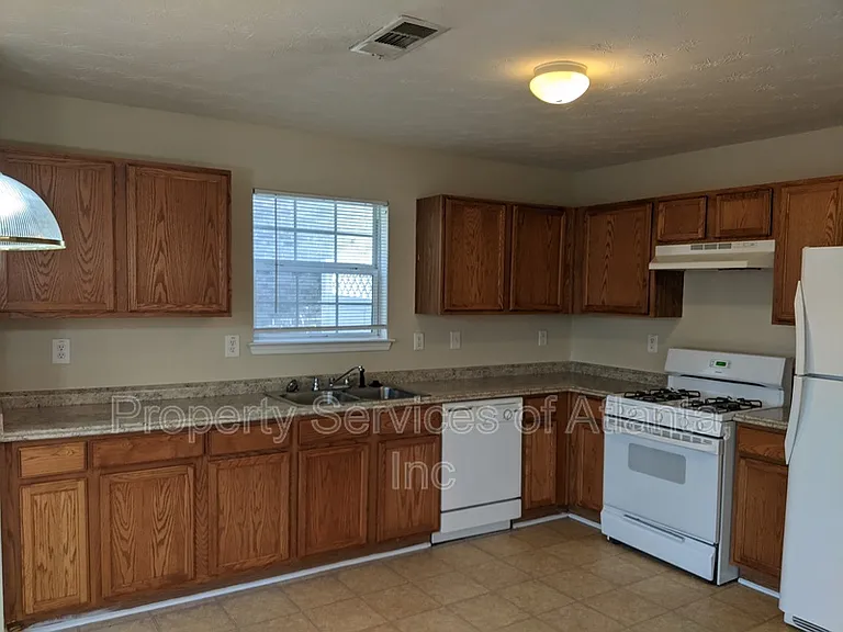 416 Townsend Bnd — Photo 7