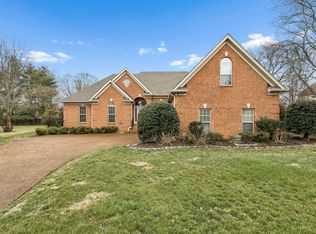 2409 Amber Glen Ct, Murfreesboro, TN 37128