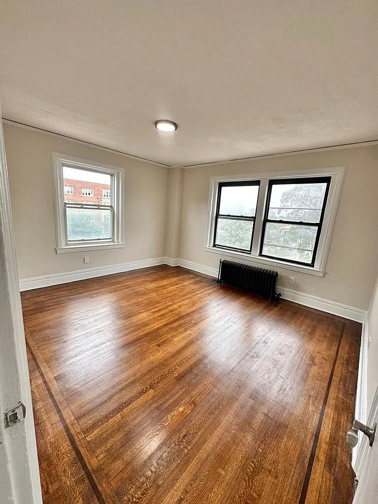 3 bed, $2,600 — Photo 3