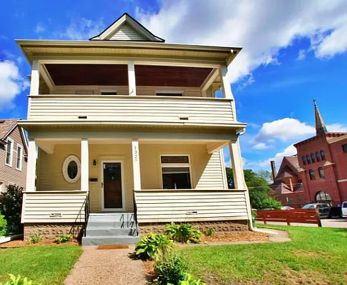 1327 Madison St NE #1 Photo 1
