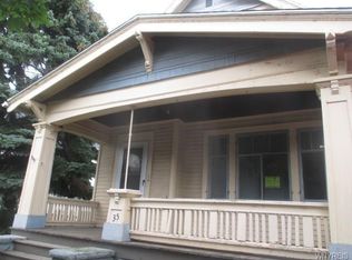 35 Pine Ridge Rd, Buffalo, NY 14211