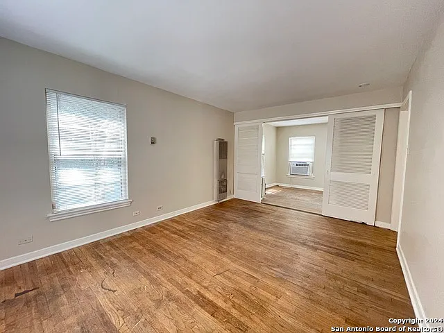 519 W Lynwood Ave #1