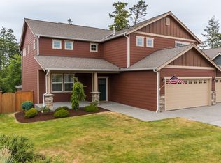 2972 SW Fairway Pt, Oak Harbor, WA 98277