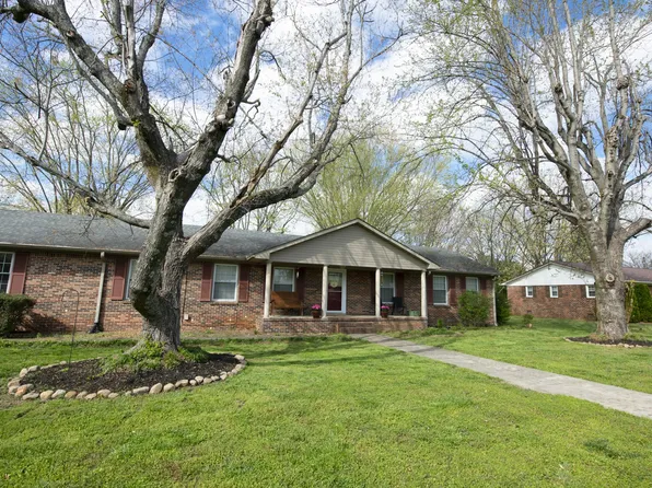 214 Tammy Dr, Decherd, TN 37324