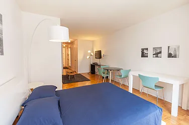 Rented by Solace SMC Inc