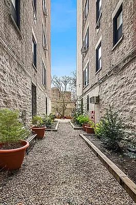 Rented by Camelot Realty Group | media 12
