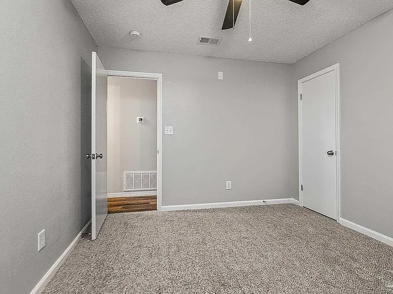 7056 Santa Barbara St — Photo 15