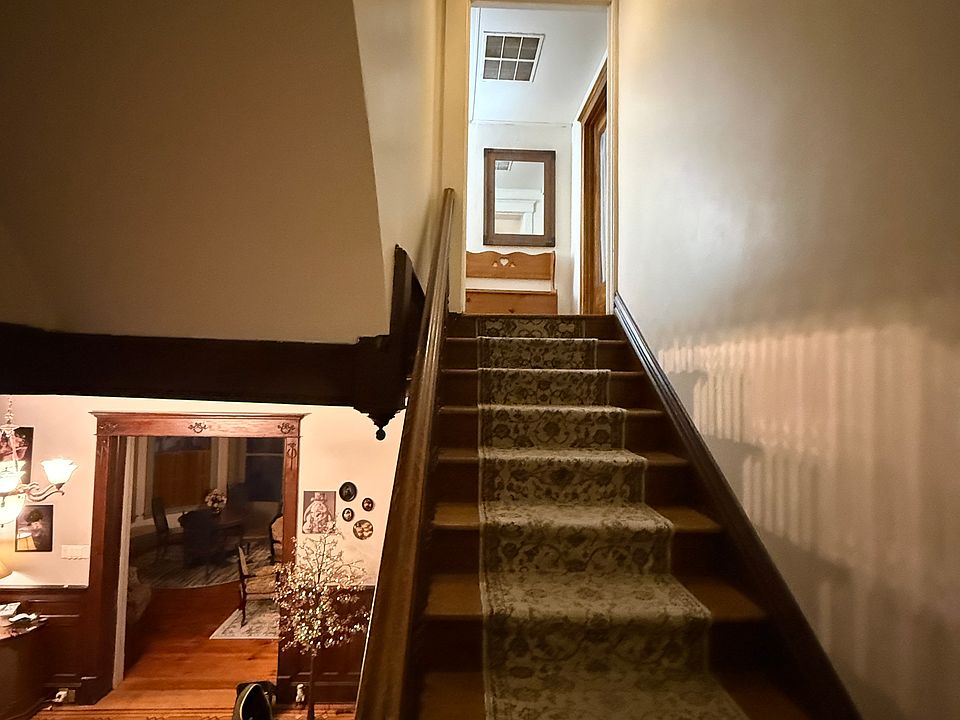 Stairs to Apt 3.