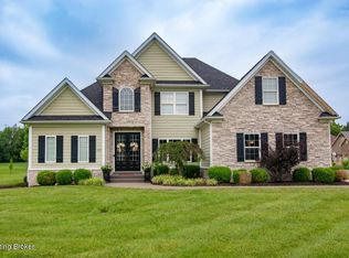204 Deerfield Hills Rd, Elizabethtown, KY 42701