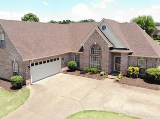 8924 Sweet Flag Loop W, Southaven, MS 38671