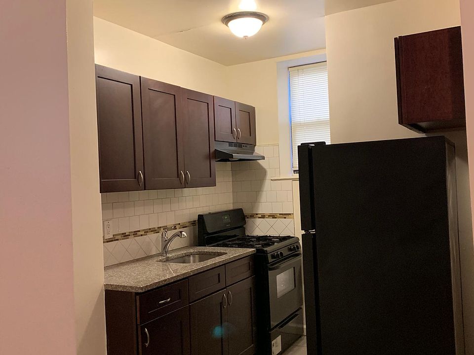 1st image of 65 Prospect St APT B3
