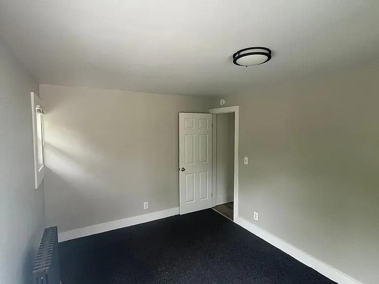 15 Ellicott St — Photo 19