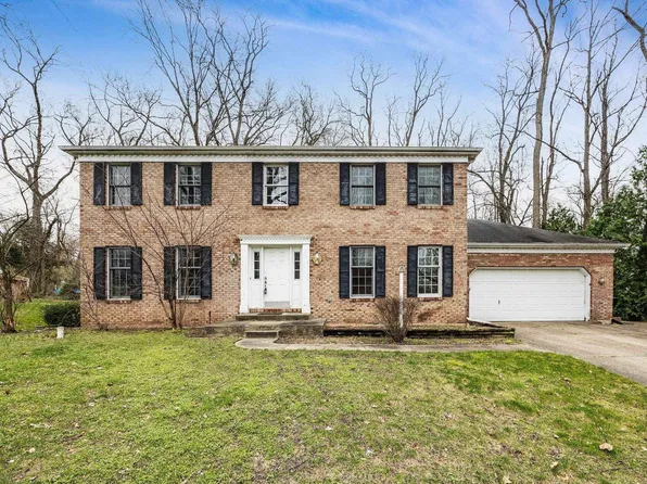 50702 Sorrel Dr, Granger, IN 46530