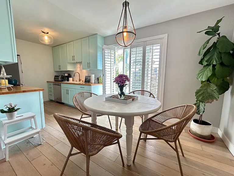 4930 Del Mar Ave #201 — Photo 4
