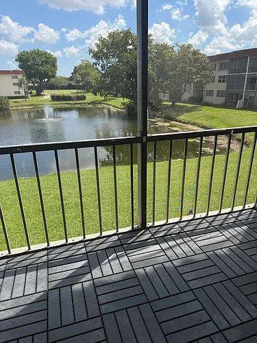 800 S Hollybrook Dr #205 Photo 1