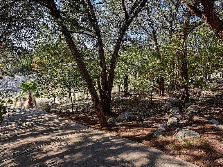 Backyard leading to the lake