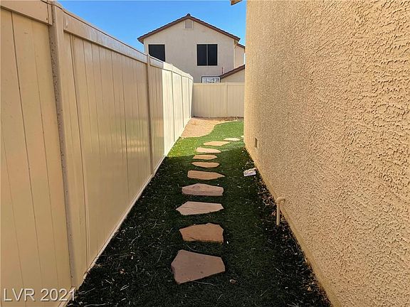 3rd image of 4329 E Azure Ave