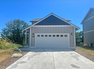 1560 S 28th St, Tacoma, WA 98409