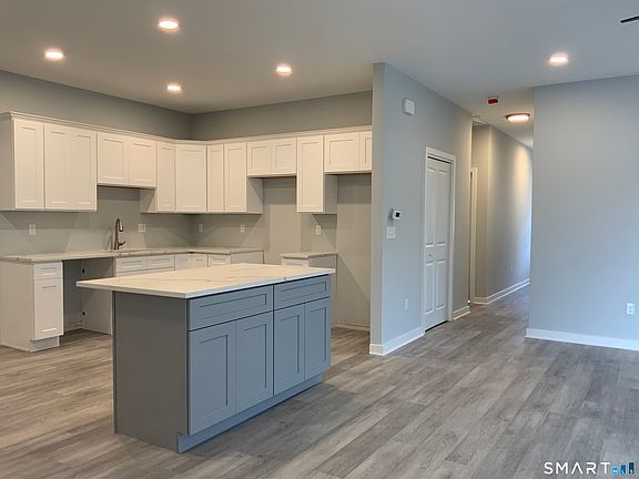 5th image of 37 Shingle Hill Road #C