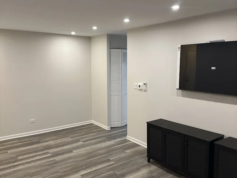 7733 W Belmont Ave #506 — Photo 3