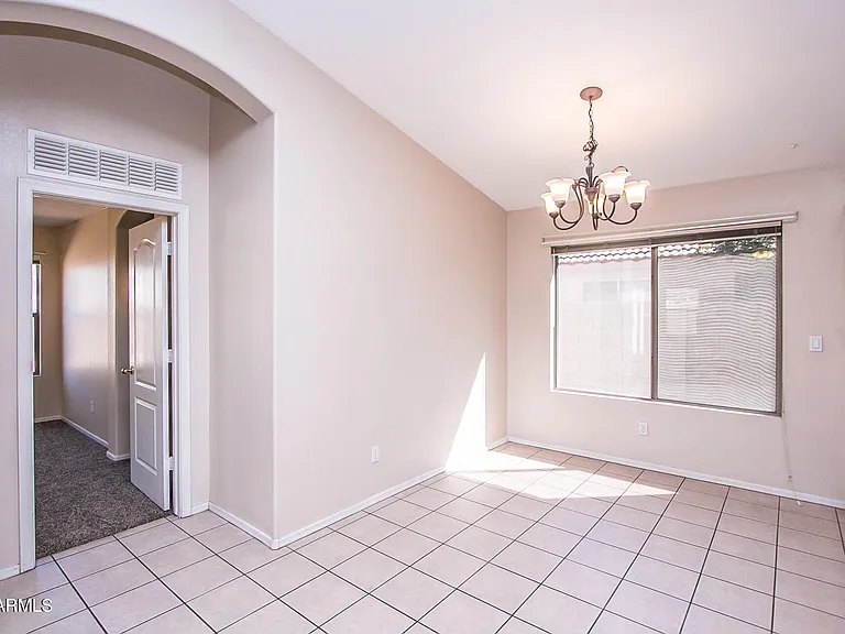 12522 W Grant St — Photo 10