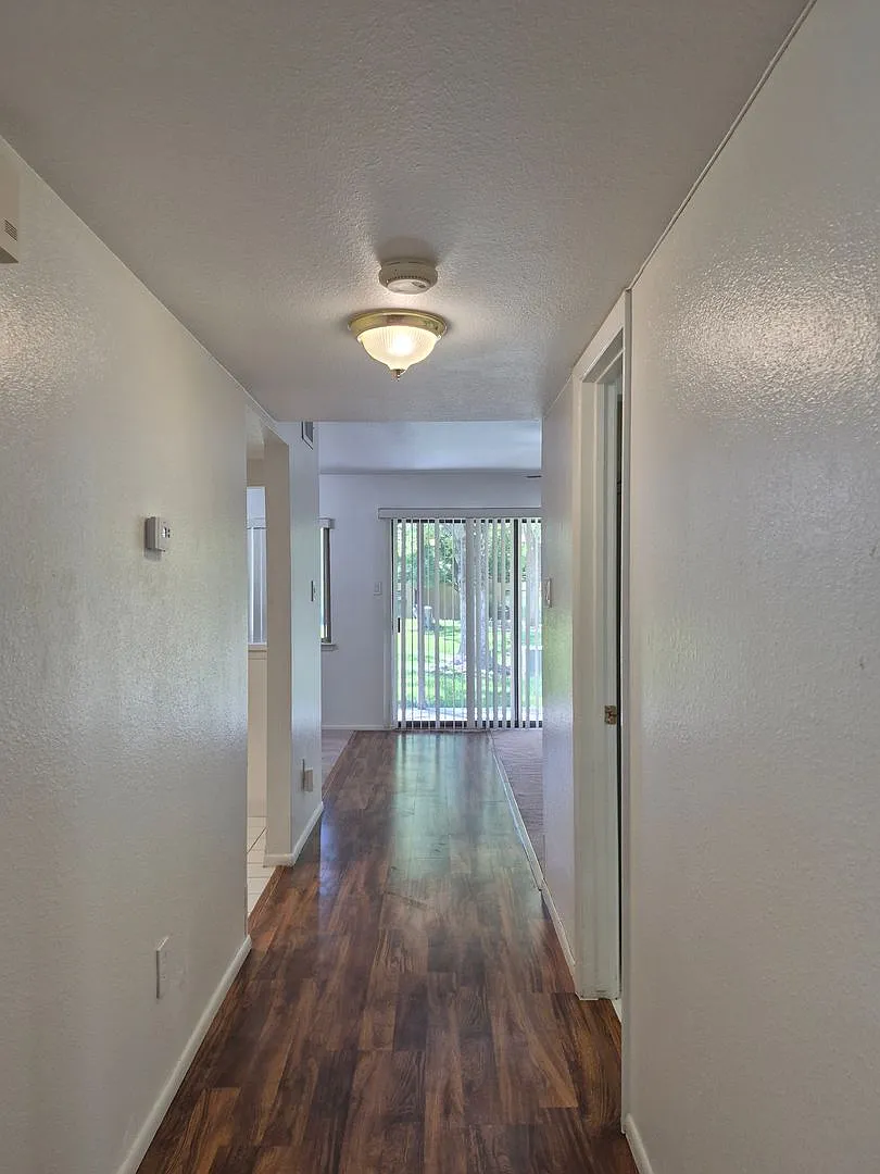 Affordable — Photo 3