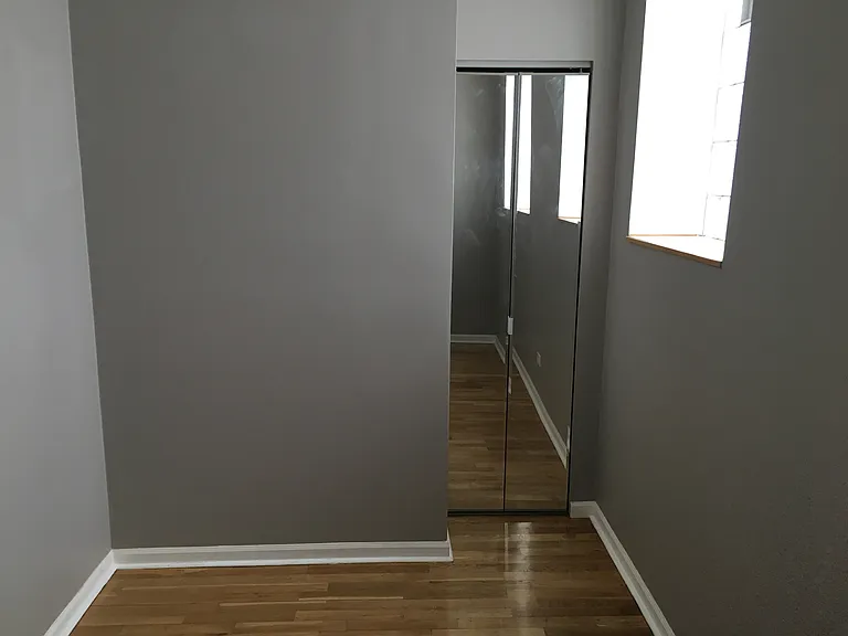 1500 W Chestnut St #1 — Photo 6