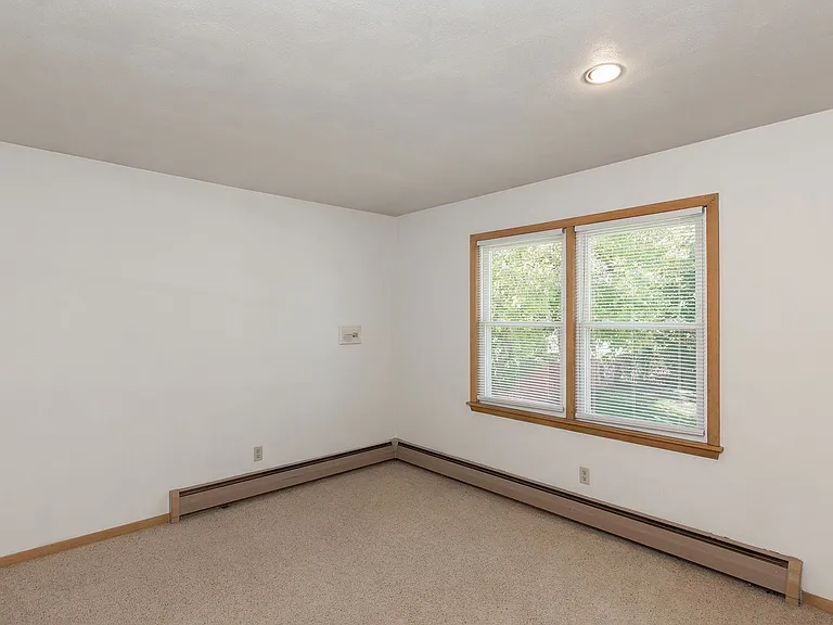 1016 Lincoln Rd — Photo 12