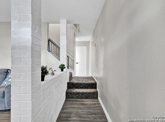 3rd image of 5507 Colewood St