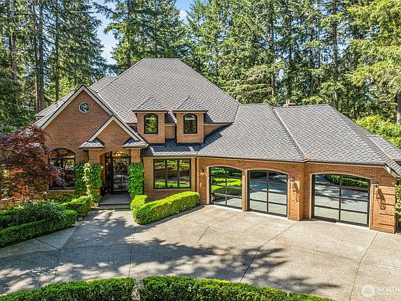 5th image of 4811 Old Stump Drive NW