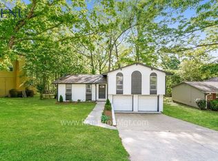 4005 Saint John Ln, Birmingham, AL 35215