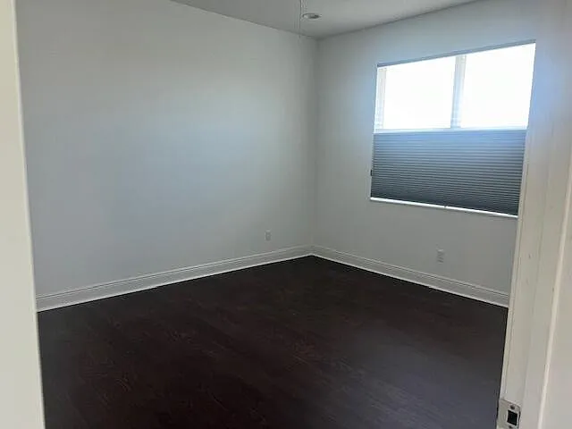 21026 SW Modena Way — Photo 20