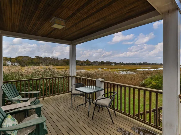 11 Georges Rock Road, Sandwich, MA 02563