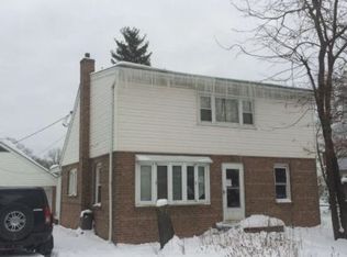 6907 S Roberts Rd, Bridgeview, IL 60455