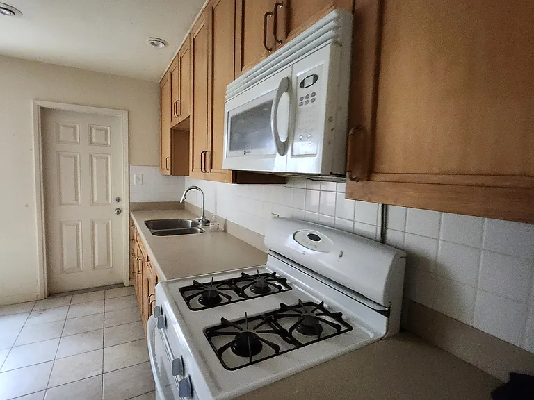 4118 Louisiana St — Photo 8