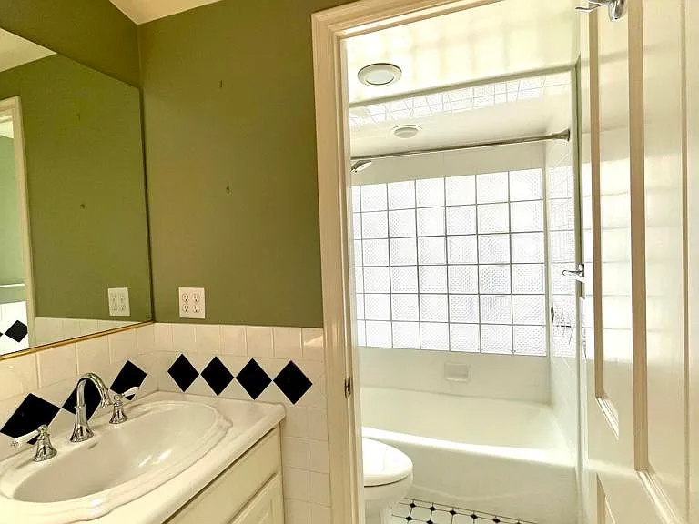 1650 Ard Eevin Ave — Photo 29