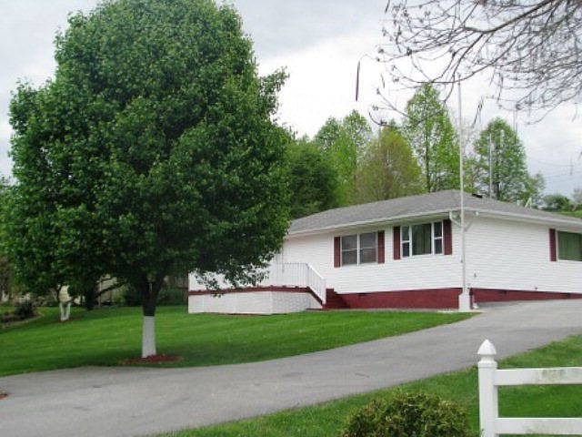 1st image of 19334 Dennison Dr