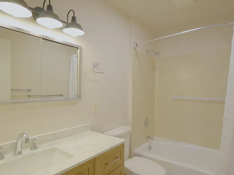 6208 SE Woodstock Blvd — Photo 11