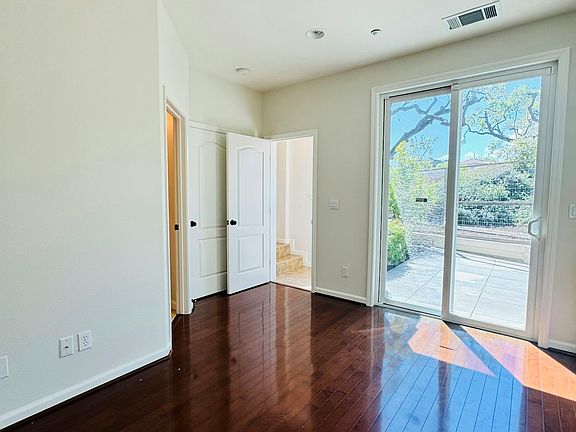 3rd image of 5818 Hillbrook Pl