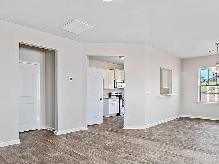 3813 Buckskin Way — Photo 8