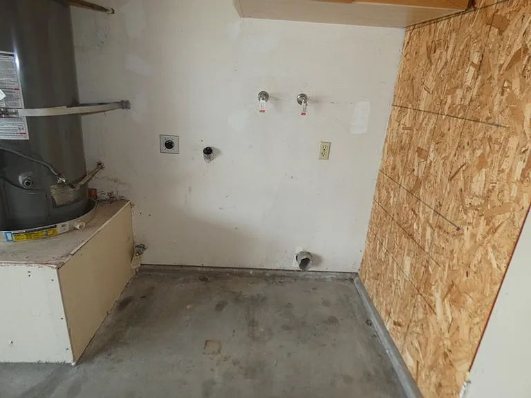 303 Hartnell Rd — Photo 15
