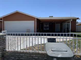 2124 Sierra Vista Ave, Delano, CA 93215