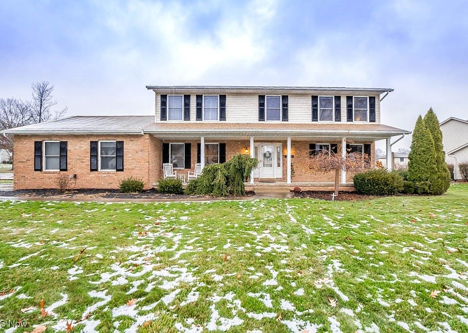 1st image of 2450 Wildflower Ln NE