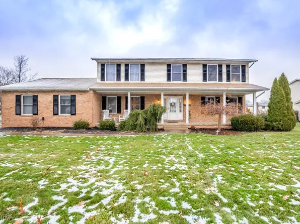 2450 Wildflower Ln NE, Massillon, OH 44646