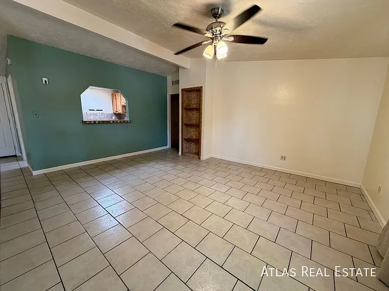 1932 S Campbell Ave — Photo 23
